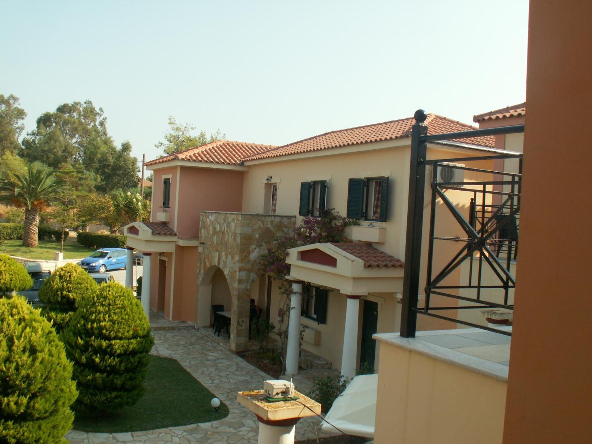 Elanthi Village Apartments Kalamákion Exterior foto